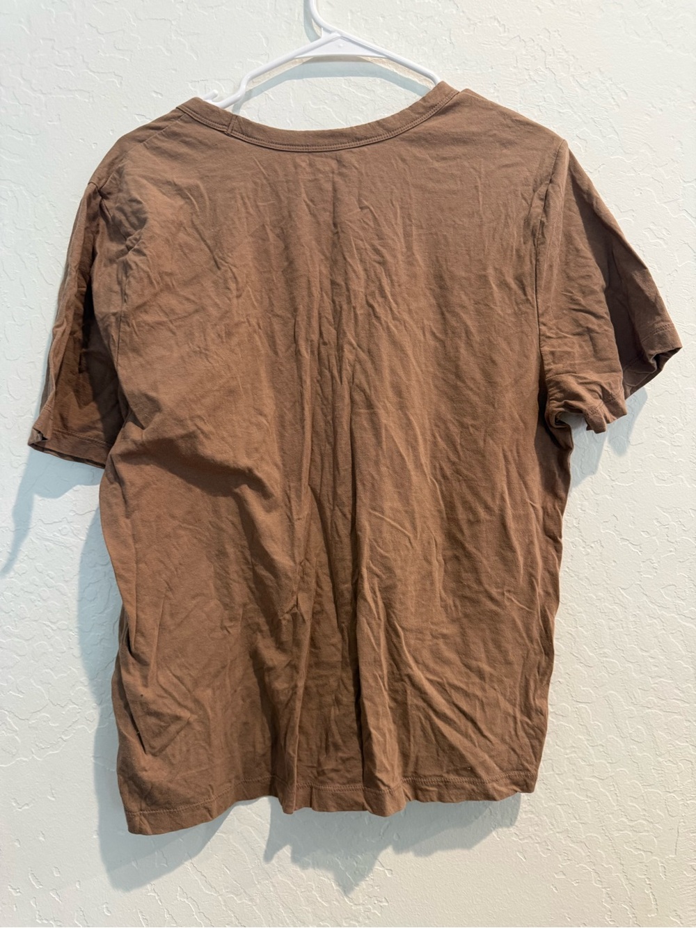 Universal Thread Brown V-Neck Short Sleeve Tee - Picture 3 of 3